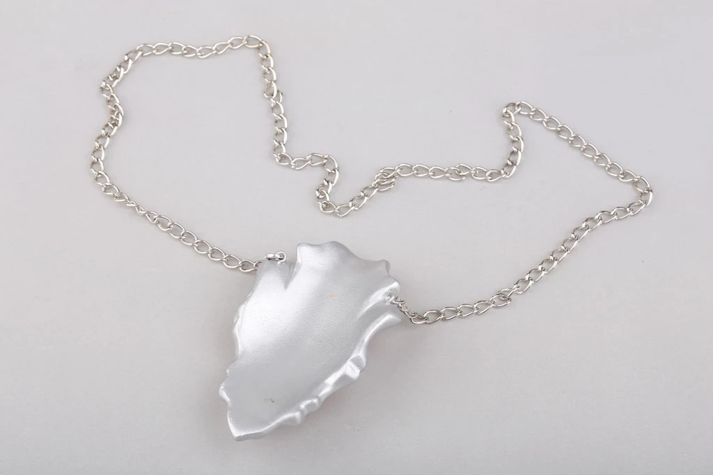 Devil May Cry Dante Cosplay Necklace - Image 2